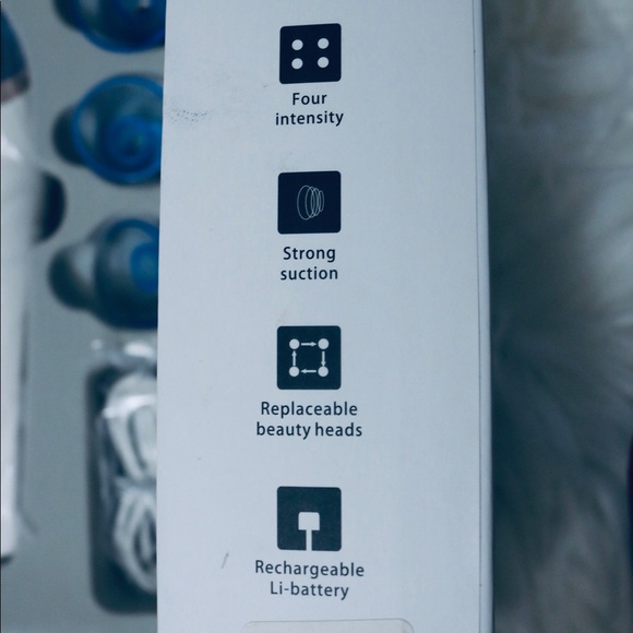 Blackhead Remover/Suction Tool - Picture 3 of 4